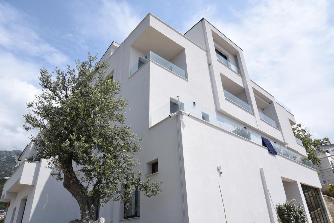 Gogo'S Boutique Hotel Dhërmi Dış mekan fotoğraf