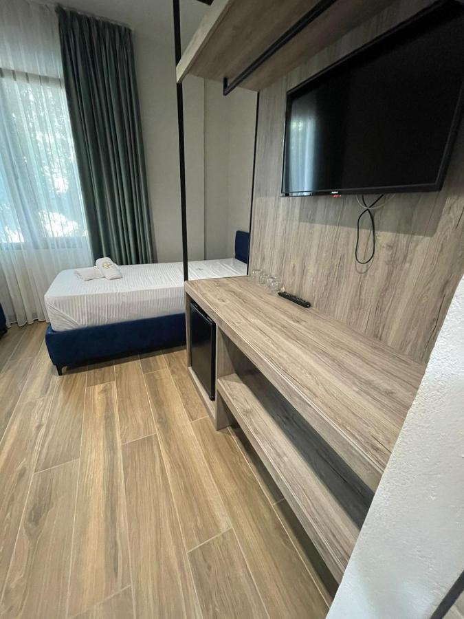 Gogo'S Boutique Hotel Dhërmi Dış mekan fotoğraf