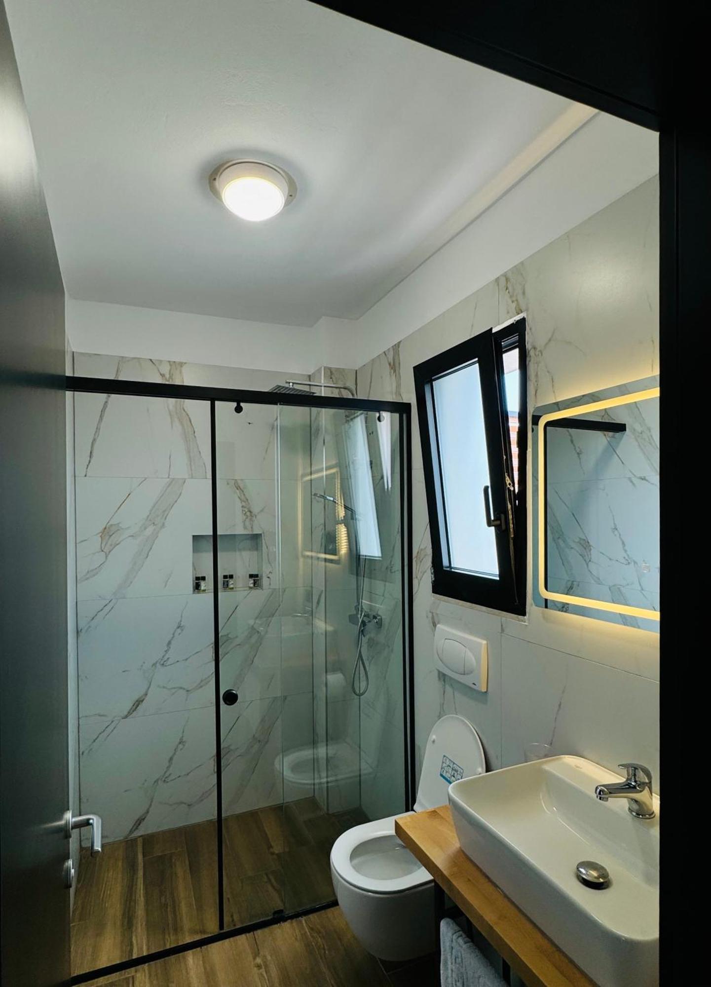 Gogo'S Boutique Hotel Dhërmi Dış mekan fotoğraf