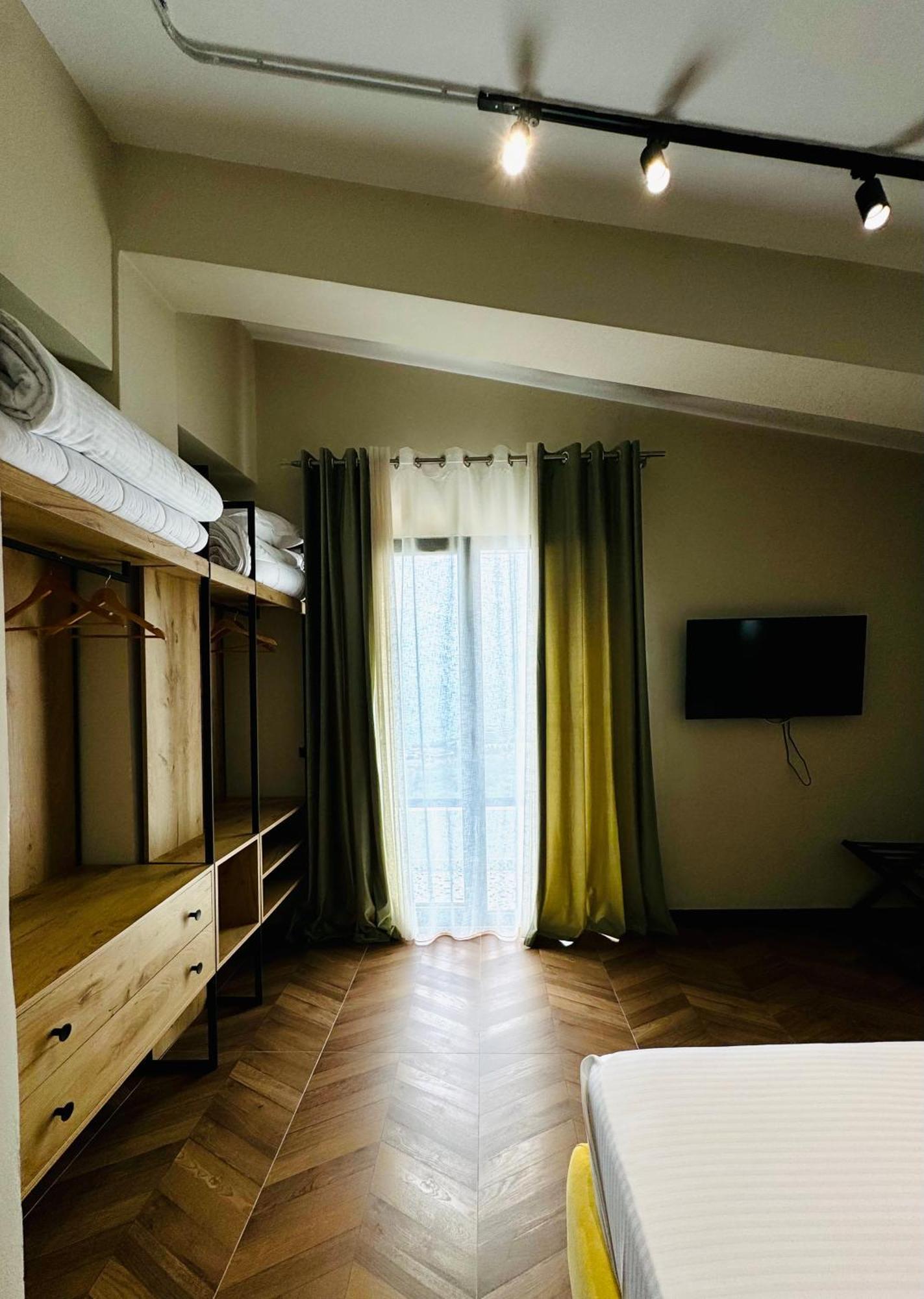 Gogo'S Boutique Hotel Dhërmi Dış mekan fotoğraf